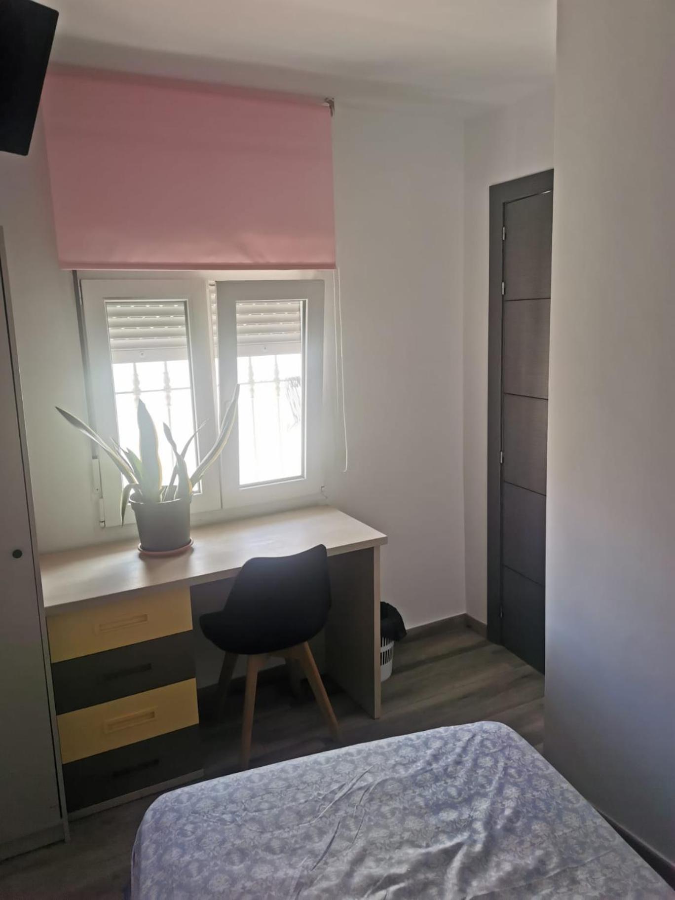 Casa Hombre Blanco Apartment Malaga Exterior photo